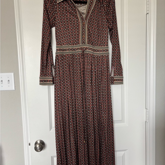 TORY BURCH Silk Blend Pleated Skirt Sun Prints All Over Dress Size Small - Picture 3 of 9